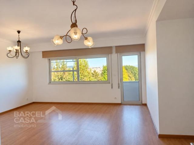 Apartamento T3 para arrendar no centro de Barcelos