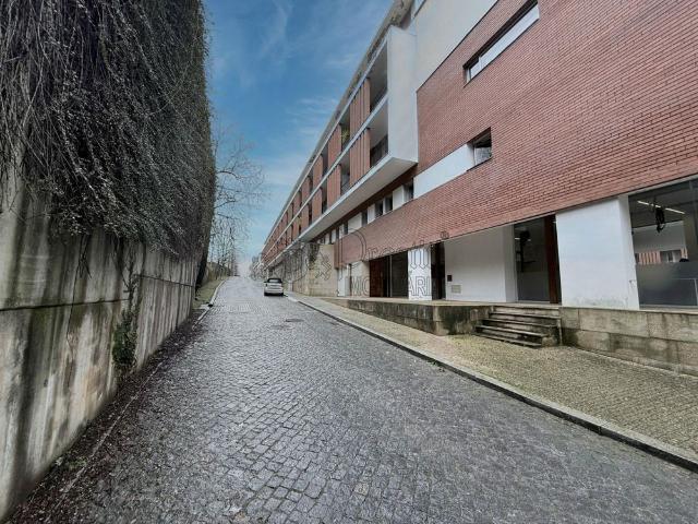 Apartamento T3 para Arrendar no Parque da Cidade em Guimarães