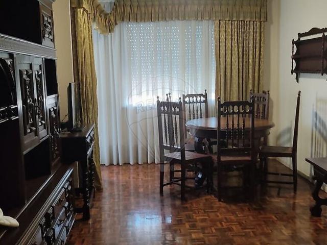 Apartamento T3 para arrendar em Massamá e Monte Abraão, Sintra RE/MAX Portugal