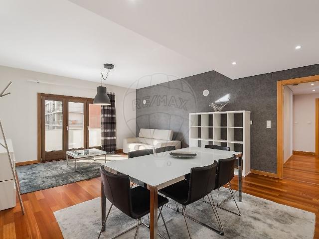 Apartamento T3 para arrendar em Odivelas, Odivelas RE/MAX Portugal