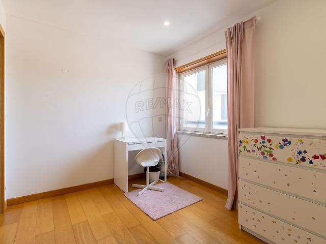 Apartamento T3 para arrendar em Ajuda, Lisboa RE/MAX Portugal