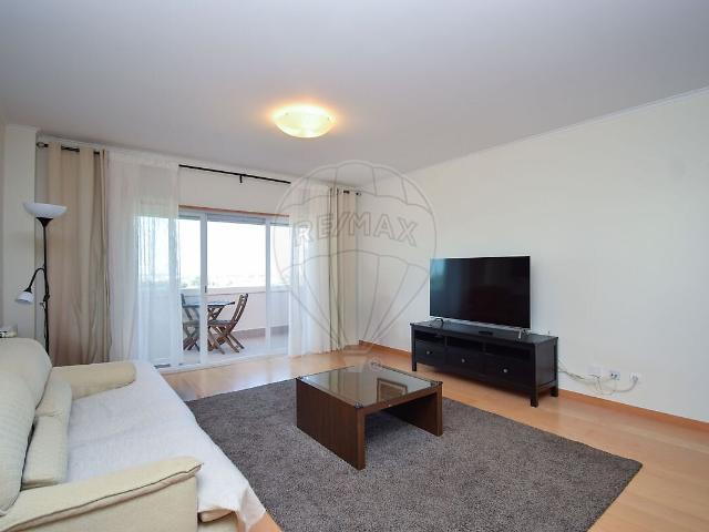 Apartamento T3 para arrendar em Alcabideche, Cascais RE/MAX Portugal