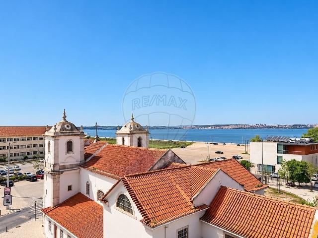 Apartamento T3 para arrendar em Barreiro e Lavradio, Barreiro RE/MAX Portugal
