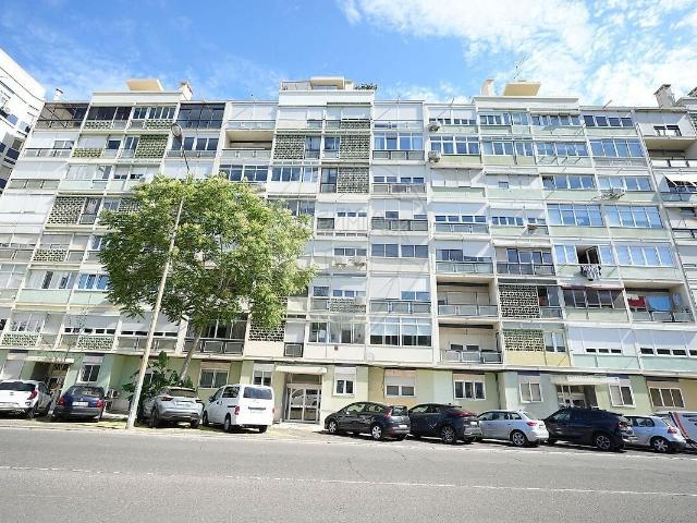 Apartamento T3 para arrendar em Benfica, Lisboa RE/MAX Portugal
