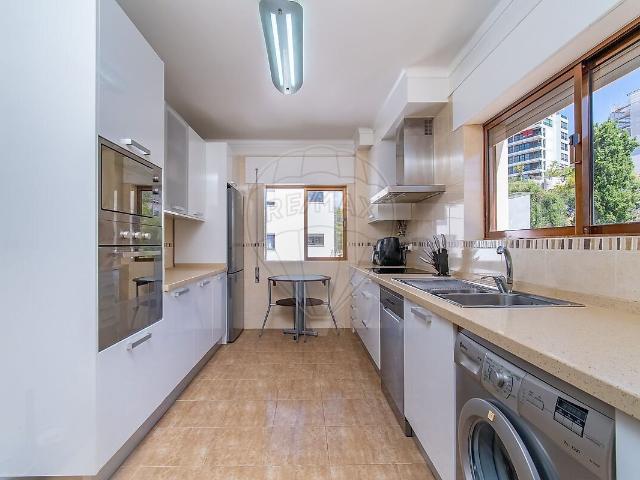 Apartamento T3 para arrendar em Cascais e Estoril, Cascais RE/MAX Portugal