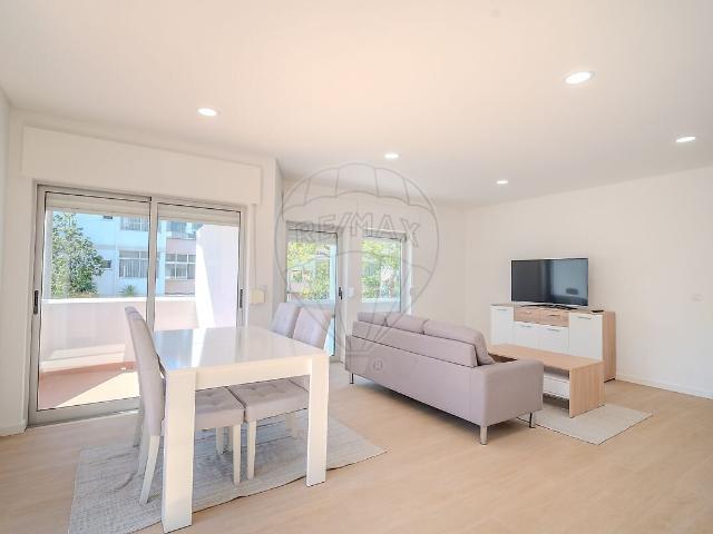 Apartamento T3 para arrendar em Cascais e Estoril, Cascais RE/MAX Portugal