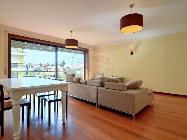 Apartamento T3 para arrendar em Castêlo da Maia, Maia RE/MAX Portugal
