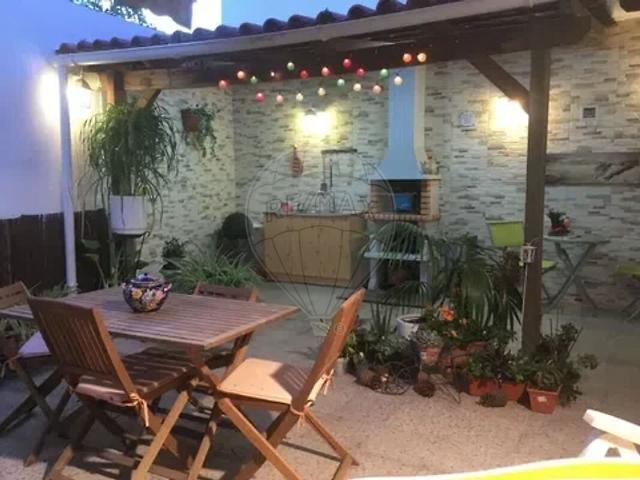 Apartamento T3 para arrendar em Corroios, Seixal RE/MAX Portugal