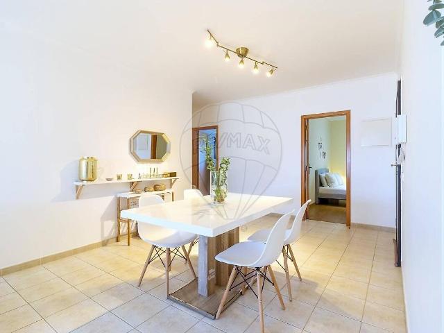 Apartamento T3 para arrendar em Estômbar e Parchal, Lagoa Algarve RE/MAX Portugal