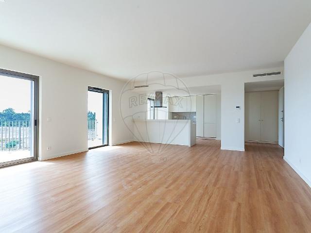 Apartamento T3 para arrendar em Lumiar, Lisboa RE/MAX Portugal