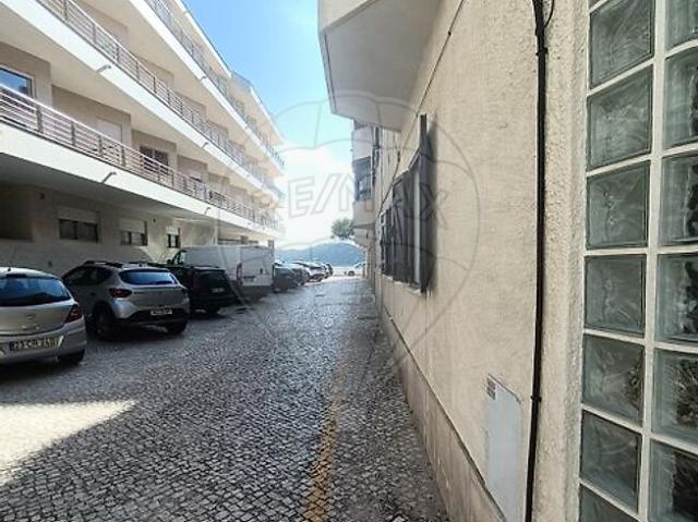 Apartamento T3 para arrendar em São Martinho do Porto, Alcobaça RE/MAX Portugal