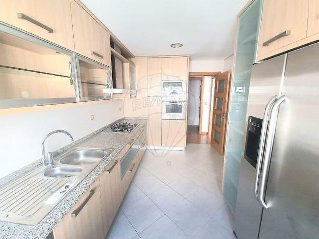 Apartamento T3 para arrendar em Santo Antão e São Julião do Tojal, Loures RE/MAX Portugal
