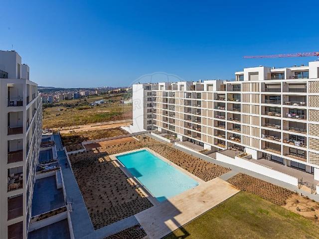Apartamento T3 para arrendar em Santo António dos Cavaleiros e Frielas, Loures RE/MAX Portugal