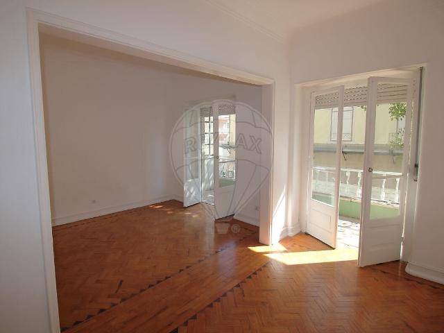 Apartamento T3 para arrendar em Santo António, Lisboa RE/MAX Portugal