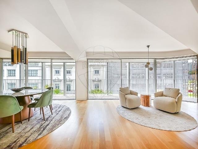 Apartamento T3 para arrendar em Santo António, Lisboa RE/MAX Portugal