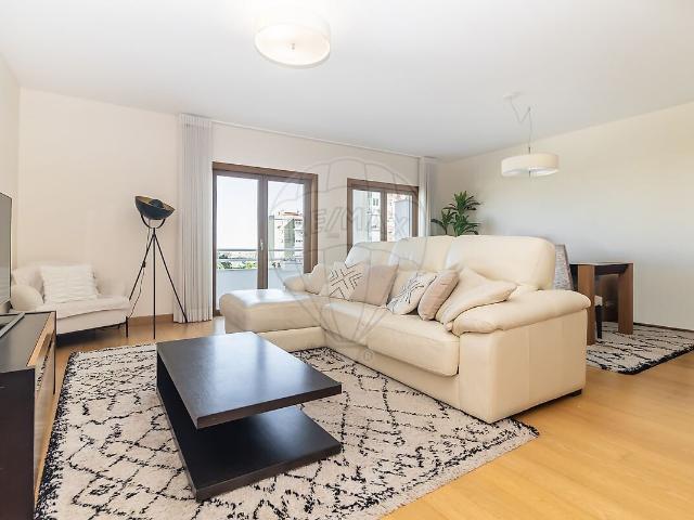 Apartamento T3 para arrendar em Vila Franca de Xira, Vila Franca de Xira RE/MAX Portugal