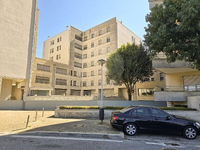 Apartamento T3 para arrendar em Vila Nova da Telha, Maia RE/MAX Portugal