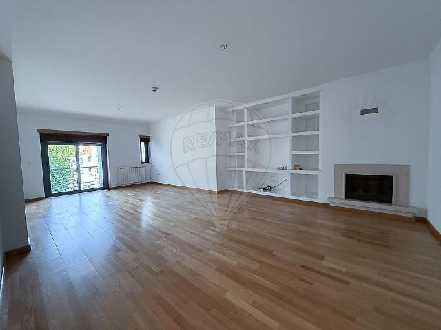 Apartamento T3 para arrendar em Viseu, Viseu RE/MAX Portugal