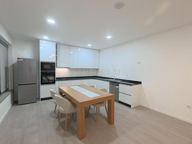 Apartamento T3 para arrendar