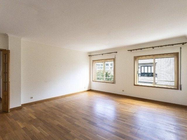 Apartamento T3 Para Remodelar Espinho 126m² Espinho