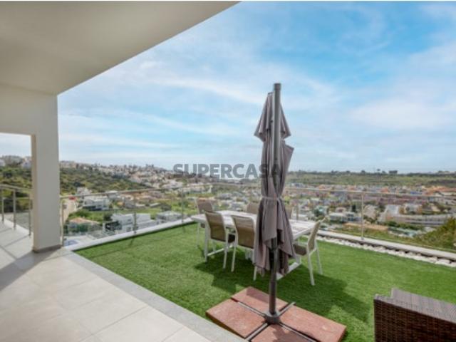 Apartamento T3 para venda no Cerro da Águia, Albufeira com piscina e garagem