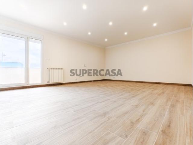 Apartamento T3 para venda, com excelentes áreas, em Monção