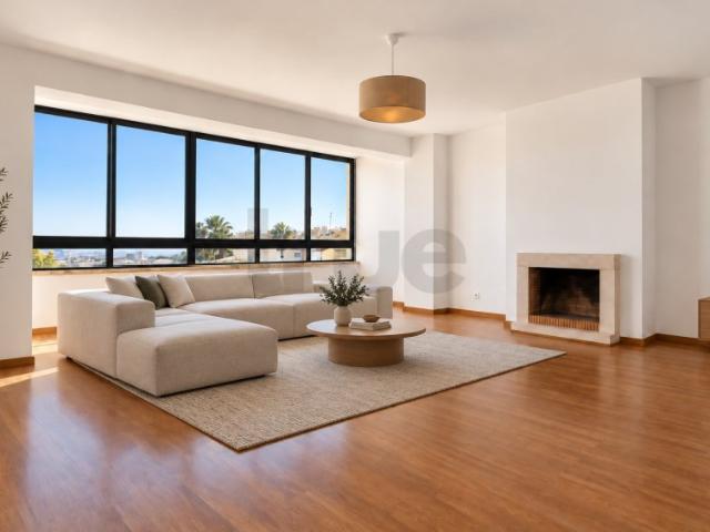 Apartamento T3 para Venda com Suite, Parqueamento e Arrecadação em Alfragide, Amadora, Lisboa