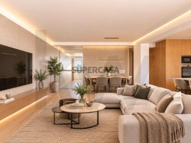 Apartamento T3 para Venda em Alvalade, Lisboa | Suite, Varanda e Ar Condicionado