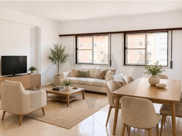 Apartamento T3 para Venda em Prior Velho, Loures | Parqueamento e Vista Rio