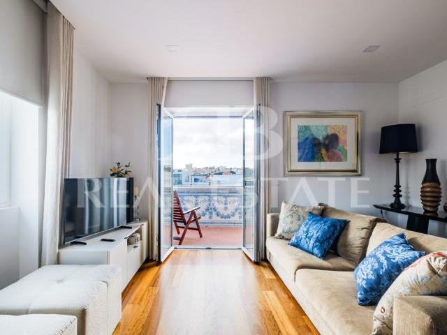 Apartamento T3 + Piscina + Garagem + Arrecadação, no centro. 111m² Cascais e Estoril