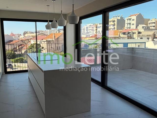 Apartamento T3 Póvoa de Varzim Novo Arrendar
