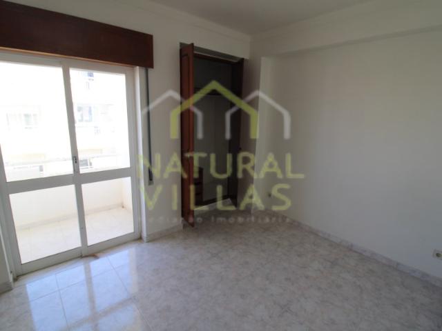 Apartamento T3 Próximo Universidade e Aeroporto, Gambelas