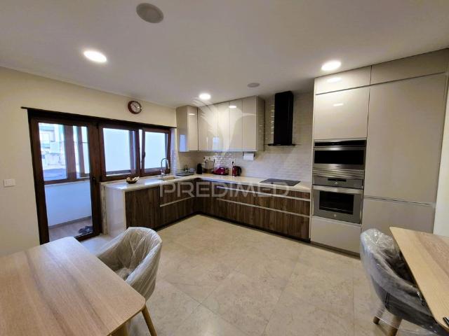 Apartamento T3 Premium no Centro das Caldas da Rainha | Estudantes