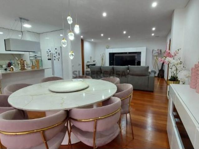 Apartamento T3 Premium em Condomínio Fechado com Piscina Privada | Póvoa de Varzim