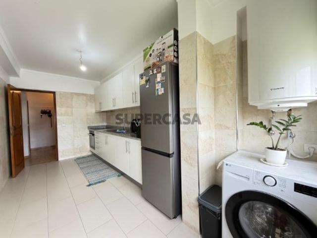 APARTAMENTO T3 R/C URB. QUINTA DAS NESPEREIRAS