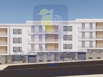 Apartamento T3, R/C, Novo em Caldas da Rainha – Conforto, Qualidade e Excelente Localização!