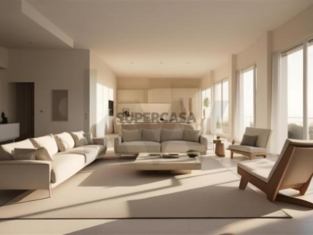 Apartamento T3 Remodelado com Estacionamento Campo Grande