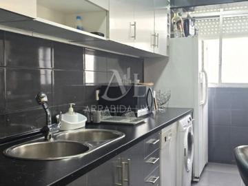 Apartamento T3 remodelado