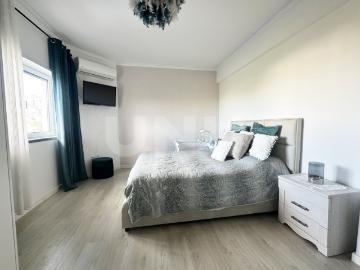 Apartamento T3 renovado