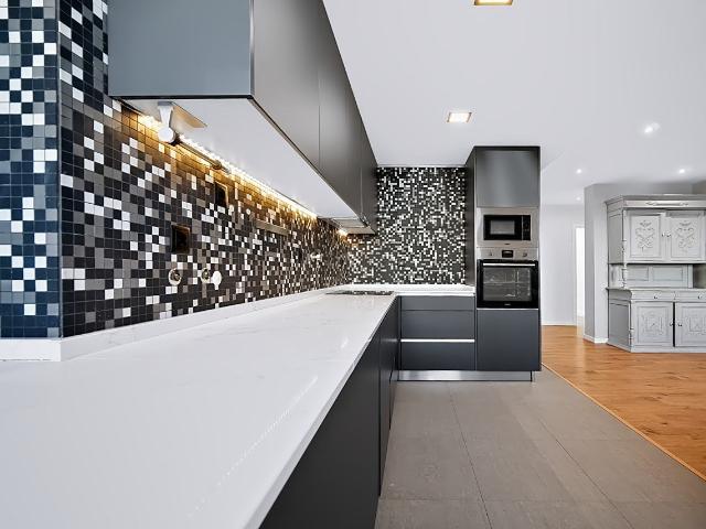 Apartamento T3 renovado a 5 minutos do centro de Cascais