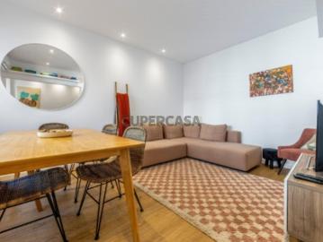 Apartamento T3 Renovado com Terraço Estrada de Benfica, Lisboa