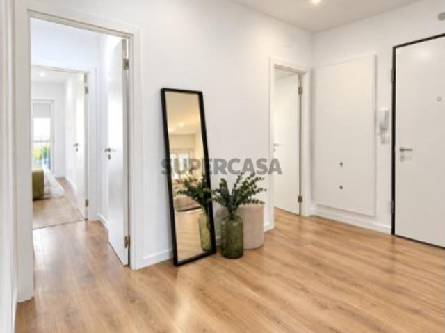 Apartamento T3 Renovado em Benfica