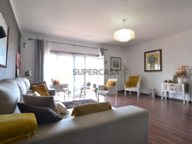 Apartamento T3 Renovado na Nazaré