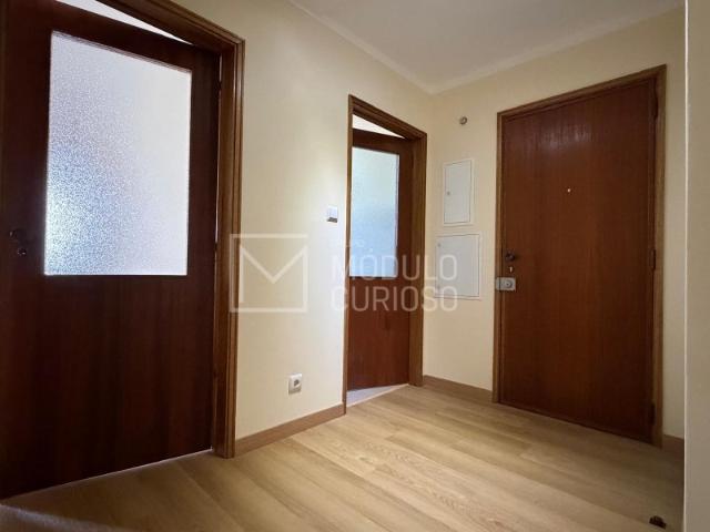 Apartamento T3 Renovado no Centro de Lamego