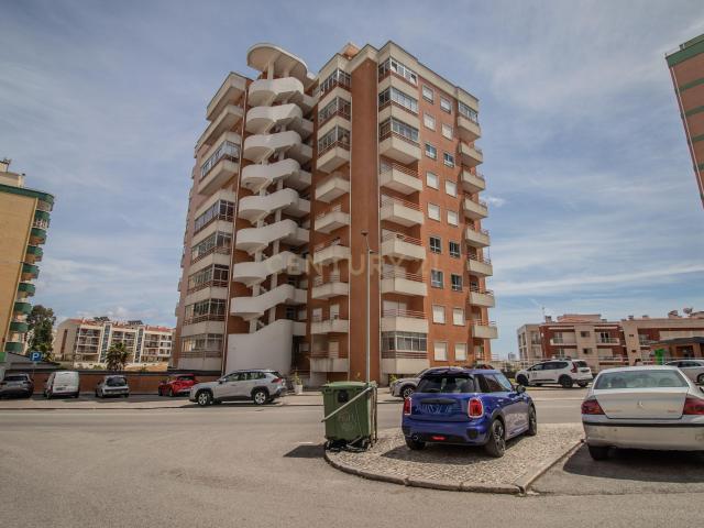 Apartamento T3 Renovado para Arrendamento – Alto do Forno, Buarcos | Figueira da Foz