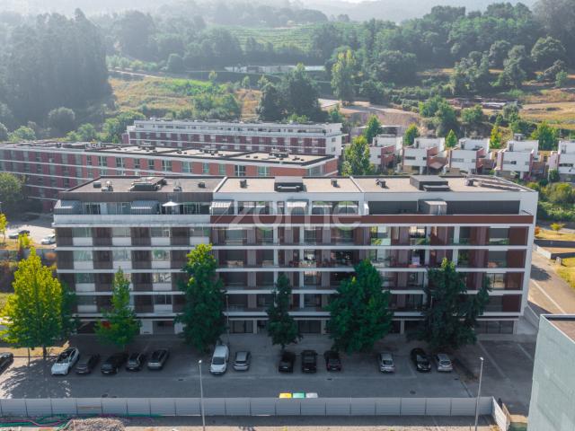 Apartamento T3 Recuado no Empreendimento Vessadas, na Costa