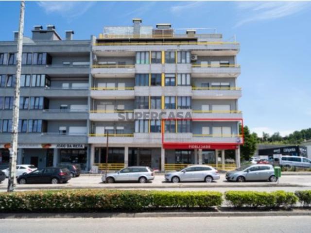 Apartamento T3 Recuado com Terraço