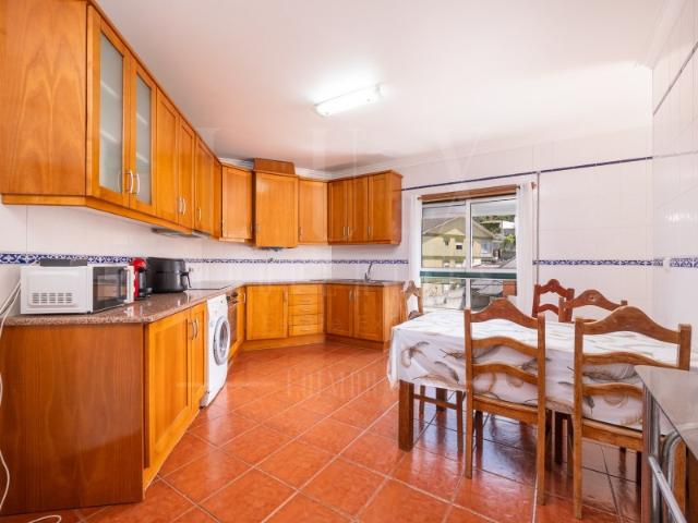 Apartamento T3 | Rua Infante D. Henrique, Fala
