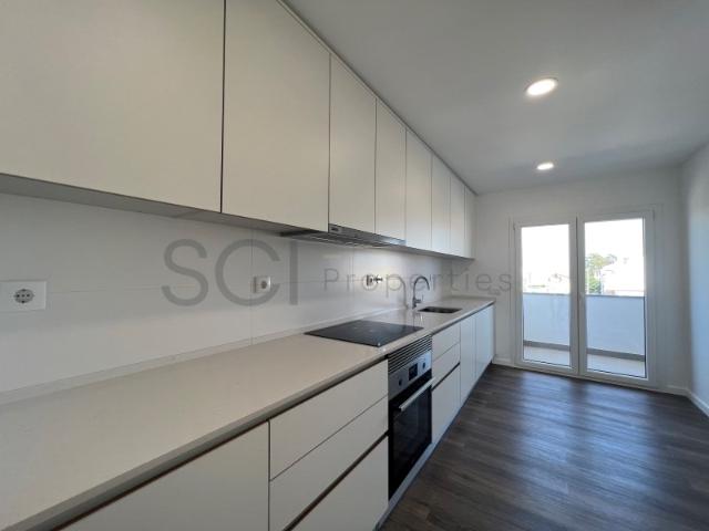 Apartamento T3 Santa Marta do Pinhal | Arrecadação