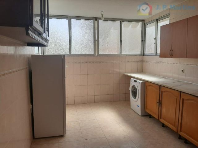 Apartamento T3, Santo António da Charneca, Barreiro